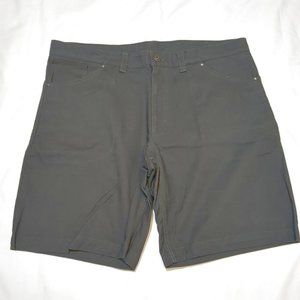 The North Face Men's Gray Shorts Size 38 Good Condition
